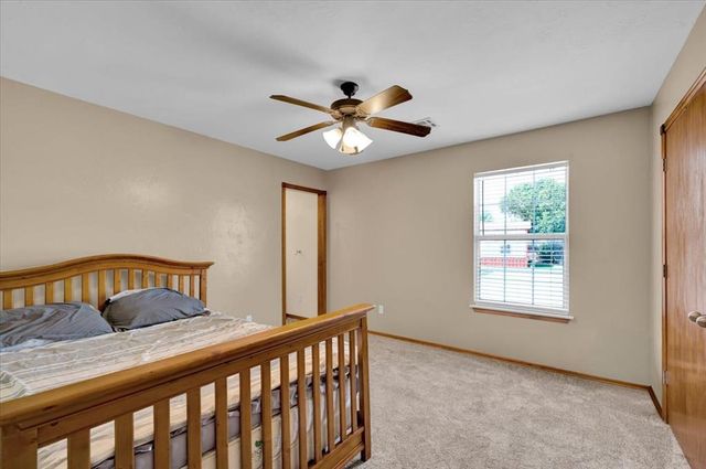 8277 Rockcliff Way, Piedmont, OK 73078