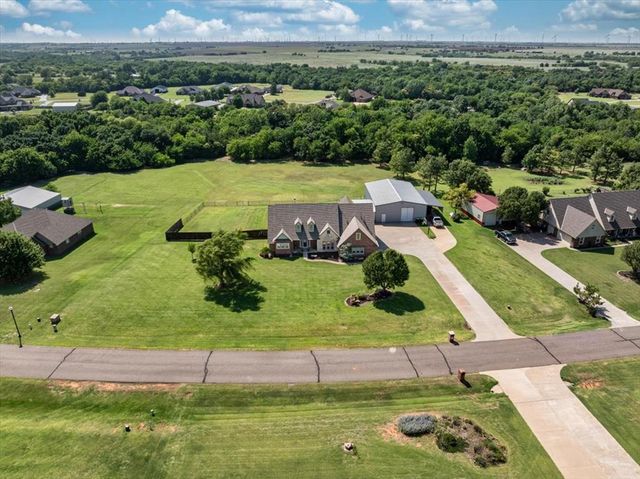 8277 Rockcliff Way, Piedmont, OK 73078