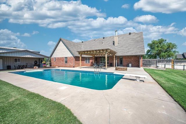 8277 Rockcliff Way, Piedmont, OK 73078