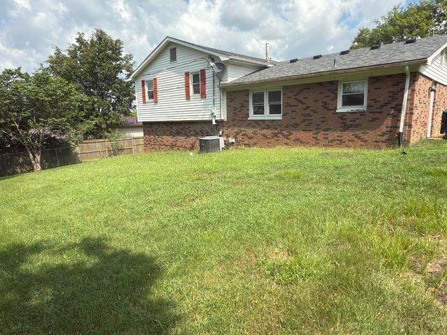 108 Hensley Heights, Harrodsburg, KY 40330