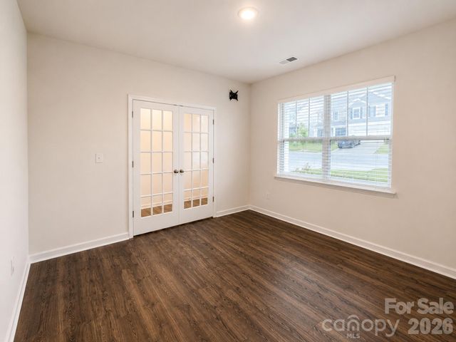 5048 Deisy May Lane, Matthews, NC 28105