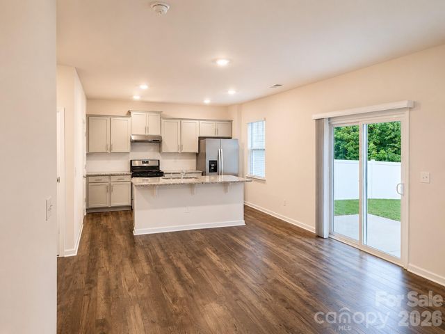 5048 Deisy May Lane, Matthews, NC 28105