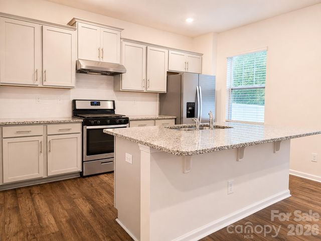 5048 Deisy May Lane, Matthews, NC 28105
