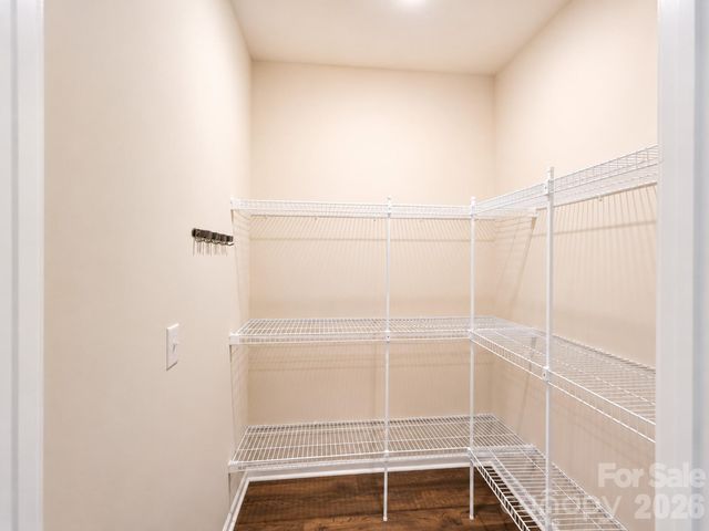 5048 Deisy May Lane, Matthews, NC 28105