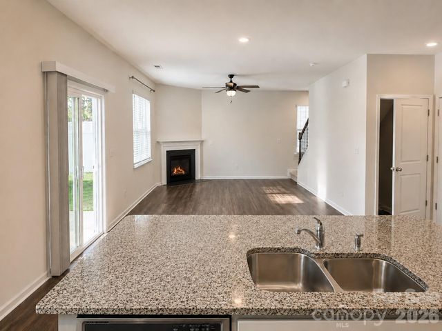 5048 Deisy May Lane, Matthews, NC 28105
