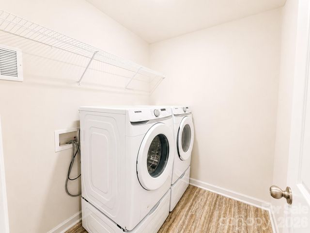 5048 Deisy May Lane, Matthews, NC 28105