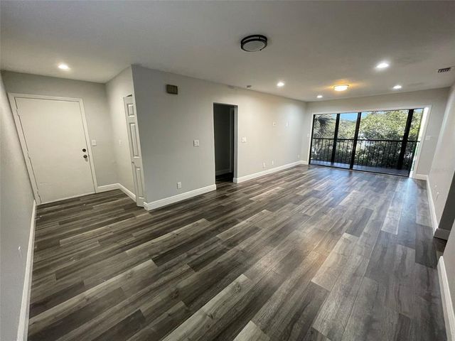 7506 STILLRIDGE DRIVE J, Tampa, FL 33615