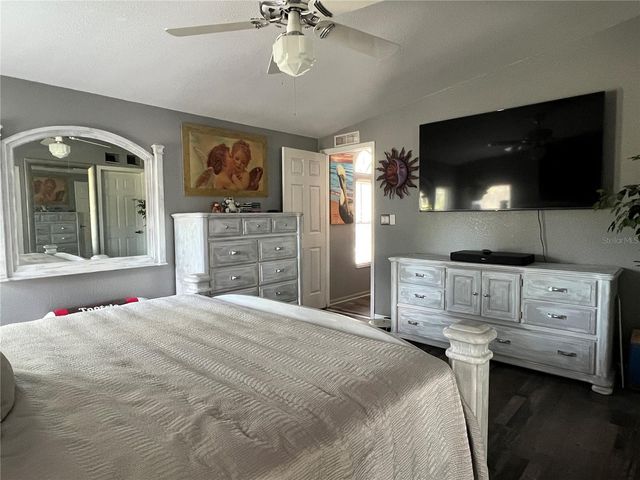 5351 NE 121ST TERRACE, Williston, FL 32696