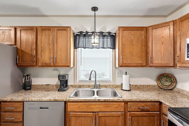 109 Hillman St, Dothan, AL 36301