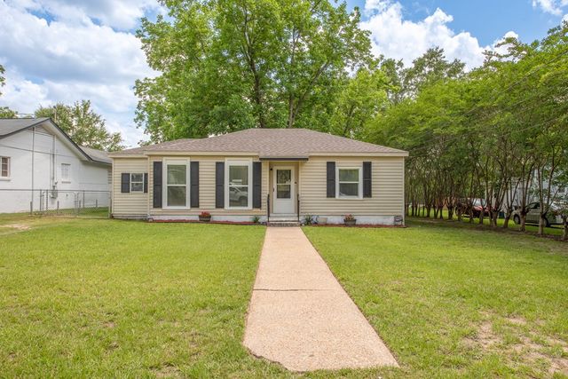 109 Hillman St, Dothan, AL 36301