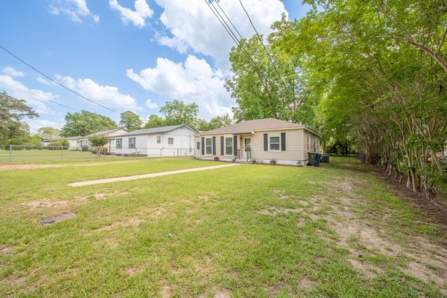 109 Hillman St, Dothan, AL 36301