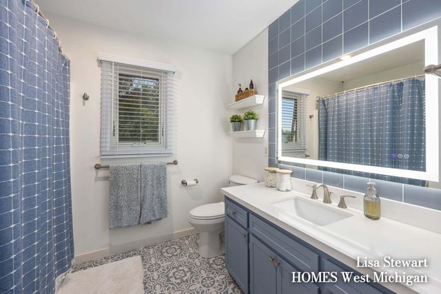11025 56th Avenue, Allendale, MI 49401