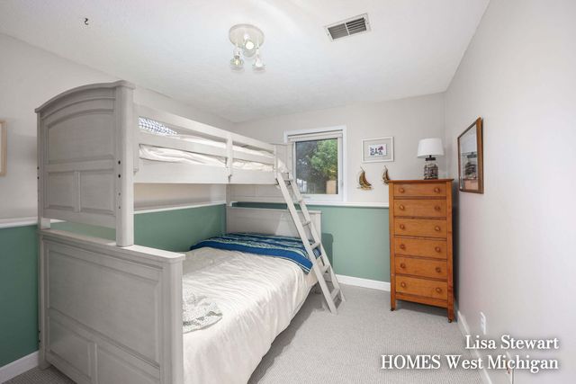 11025 56th Avenue, Allendale, MI 49401