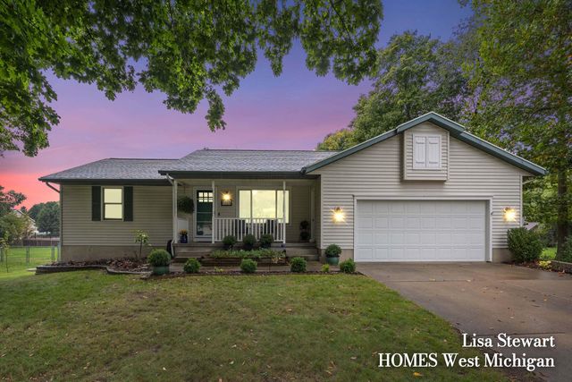 11025 56th Avenue, Allendale, MI 49401