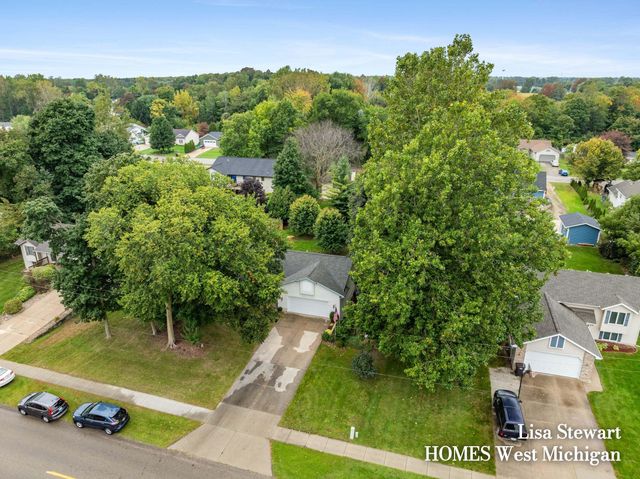 11025 56th Avenue, Allendale, MI 49401