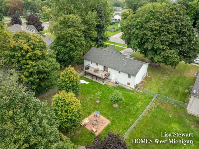 11025 56th Avenue, Allendale, MI 49401