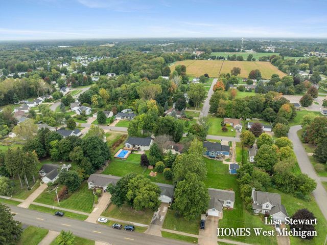 11025 56th Avenue, Allendale, MI 49401