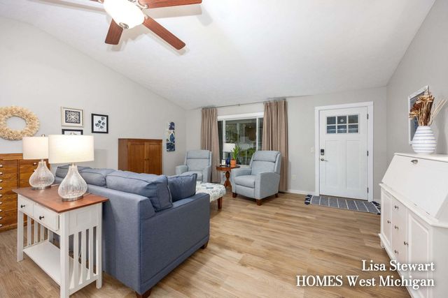 11025 56th Avenue, Allendale, MI 49401