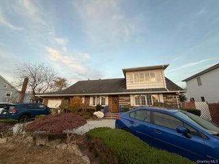 113 Parma Road, Island Park, NY 11558