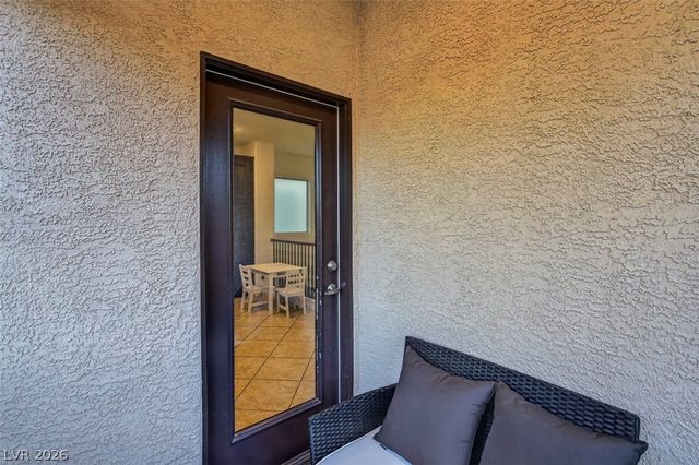 9504 Log Jam Street, Las Vegas, NV 89178