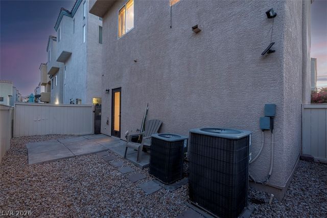 9504 Log Jam Street, Las Vegas, NV 89178