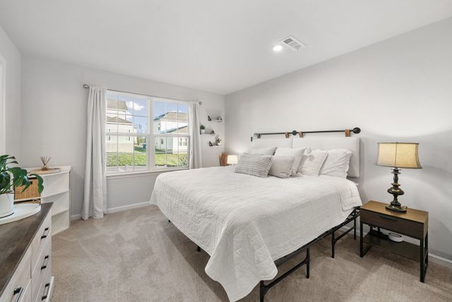 823 Dean Dr, Mount Juliet, TN 37122