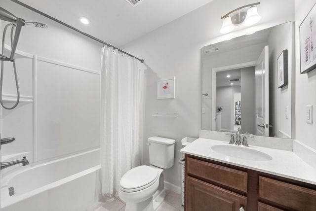 823 Dean Dr, Mount Juliet, TN 37122