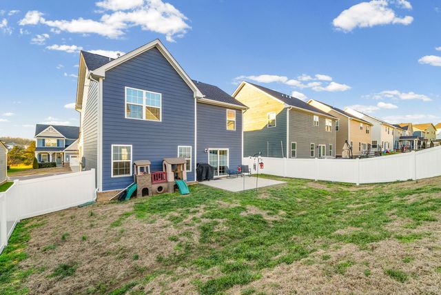 823 Dean Dr, Mount Juliet, TN 37122