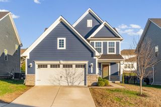 823 Dean Dr, Mount Juliet, TN 37122