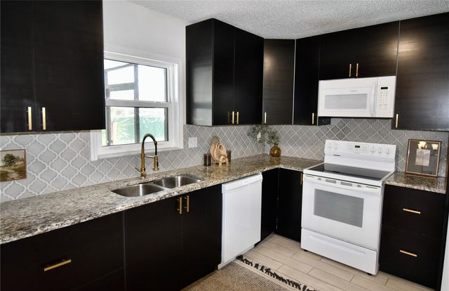 7925 MITCHELL RANCH ROAD, New Port Richey, FL 34655