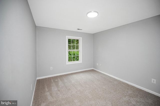 1 SAINT MARYS LN, Stafford, VA 22556