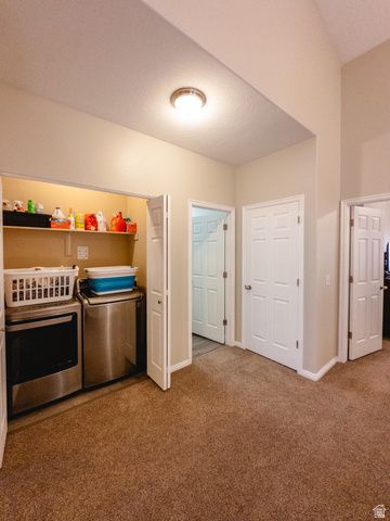 752 W CLUB OAKS DR, Sandy, UT 84070