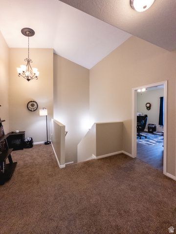 752 W CLUB OAKS DR, Sandy, UT 84070