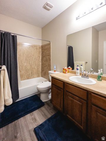 752 W CLUB OAKS DR, Sandy, UT 84070