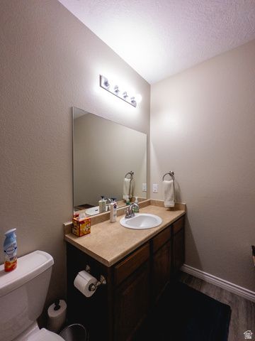 752 W CLUB OAKS DR, Sandy, UT 84070