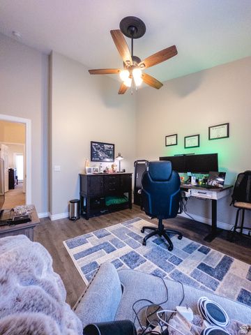 752 W CLUB OAKS DR, Sandy, UT 84070