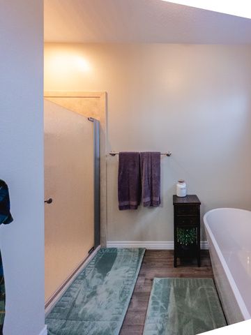 752 W CLUB OAKS DR, Sandy, UT 84070