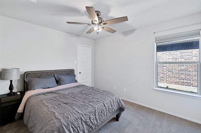 4501 Ridgehurst Lane, Fort Worth, TX 76036