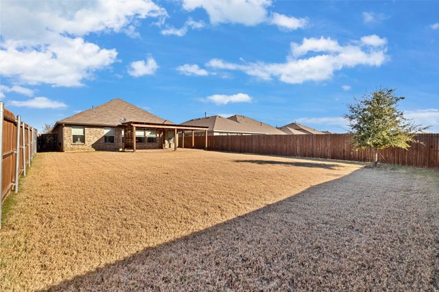 4501 Ridgehurst Lane, Fort Worth, TX 76036