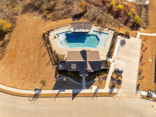 4501 Ridgehurst Lane, Fort Worth, TX 76036