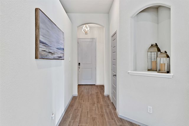 4501 Ridgehurst Lane, Fort Worth, TX 76036