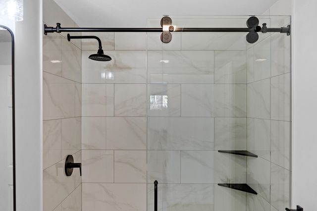 13 Centerville Drive, Salem, NH 03079