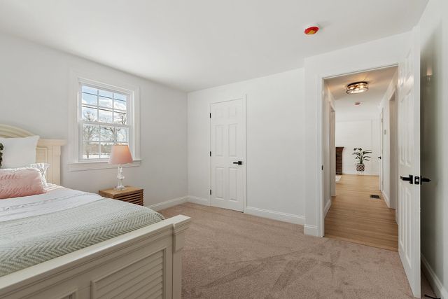 13 Centerville Drive, Salem, NH 03079