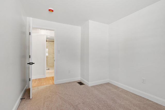 13 Centerville Drive, Salem, NH 03079