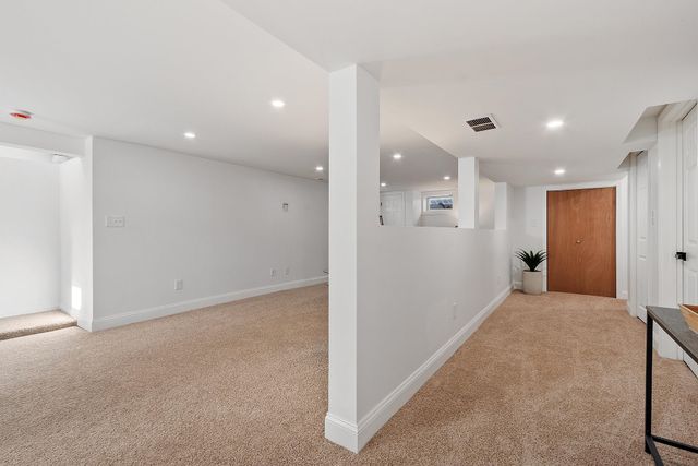 13 Centerville Drive, Salem, NH 03079