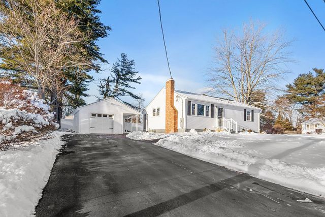 13 Centerville Drive, Salem, NH 03079