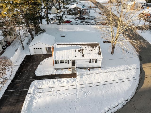 13 Centerville Drive, Salem, NH 03079
