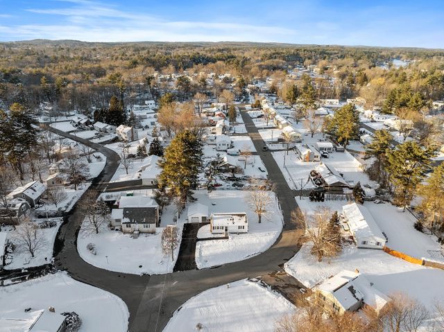 13 Centerville Drive, Salem, NH 03079