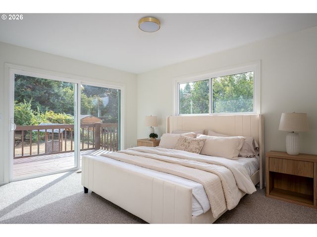 13810 Se HOLGATE Blvd, Portland, OR 97236
