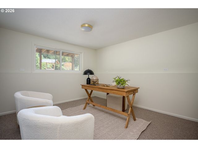 13810 Se HOLGATE Blvd, Portland, OR 97236